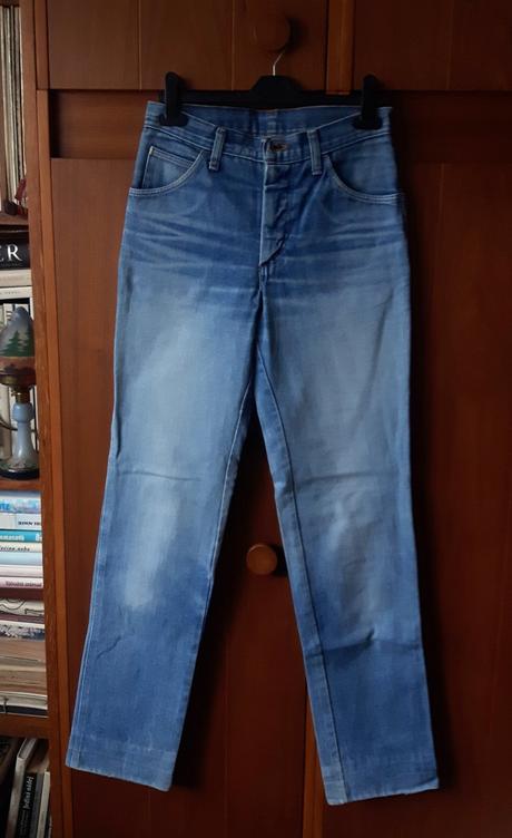 Dámske bledomodré retro džínsy, s