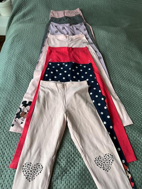 Tričká, legíny,šaty, mikiny - mix oblečenia, 140–152