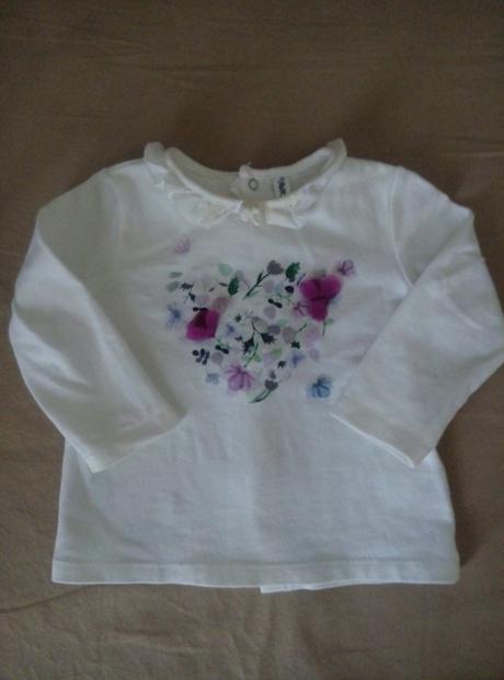 Tričko s kvietkovaným srdiečkom, 68