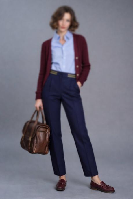 Elegantné tmavomodré nohavice so zlatým detailom, 36