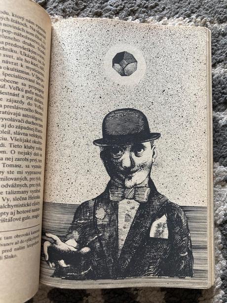 Pán tragáčik a záhady fromborku (1983), 