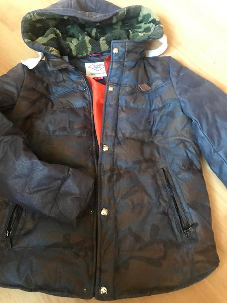 Bunda, lee cooper,158