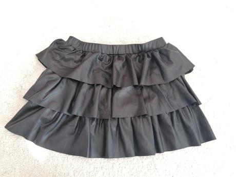 Koženková sukňa, terranova,140