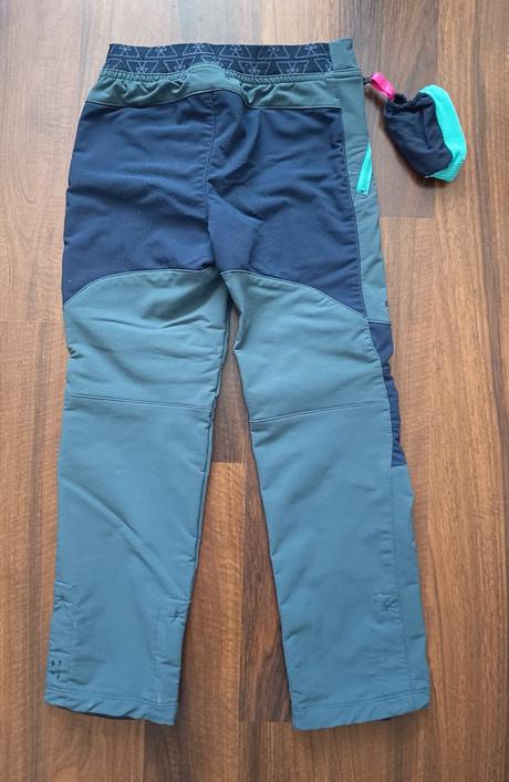 Dievčenské turistické nohavice, decathlon,122