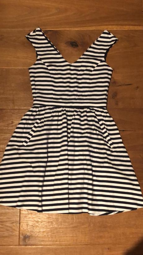 Pasikave damske modrobiele saty, m