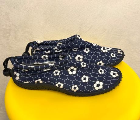 Futbalové topánky do vody veľ. 33- 22cm, humanic,33