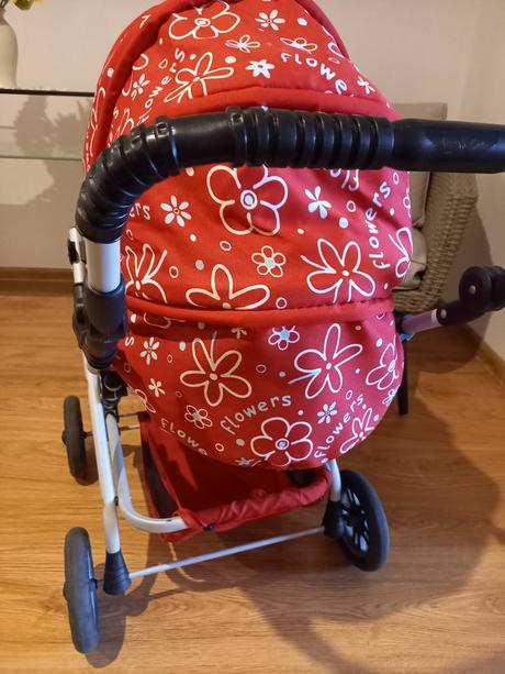 Kočík pre bábiky, 