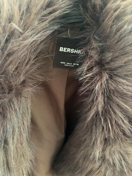 Umelý kožuch, bershka,s