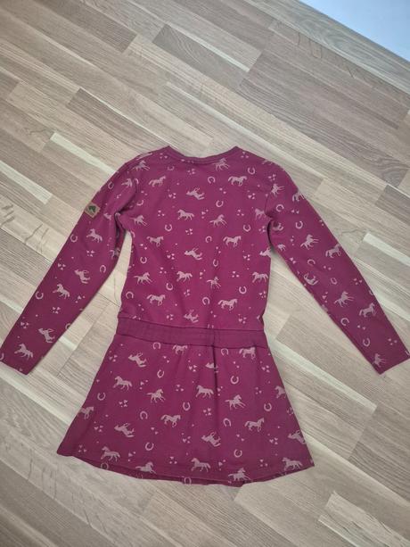 Teplákové šaty, 140