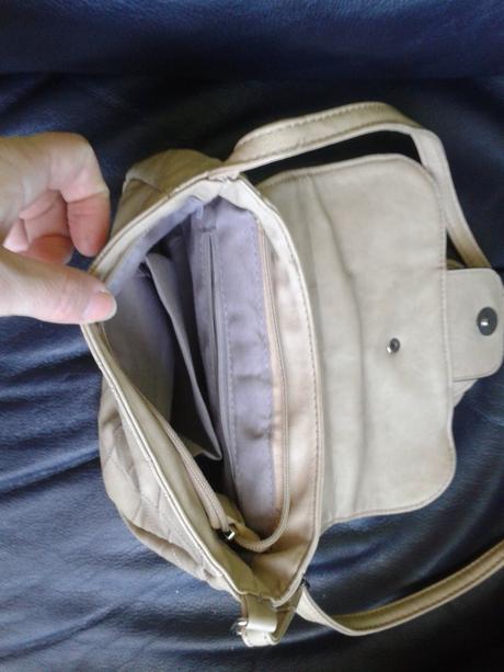 Ružičková kabelka, 