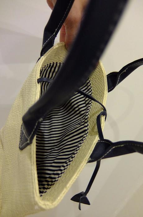 Malá kabelka estée lauder,