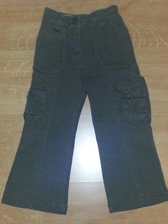 Dievčenské nohavice., 98