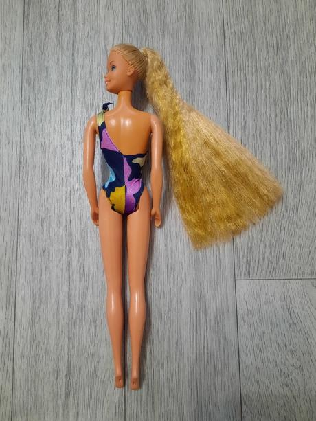 Tropical barbie 1985 mattel,