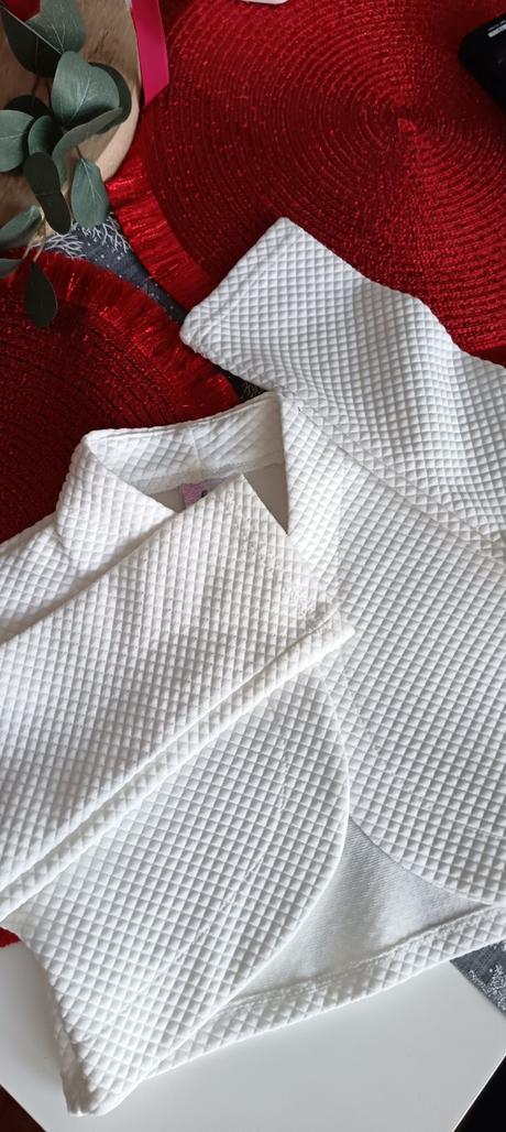 Slávnostné bolerko, 152