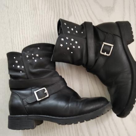 Čižmy čierne, pepperts,35