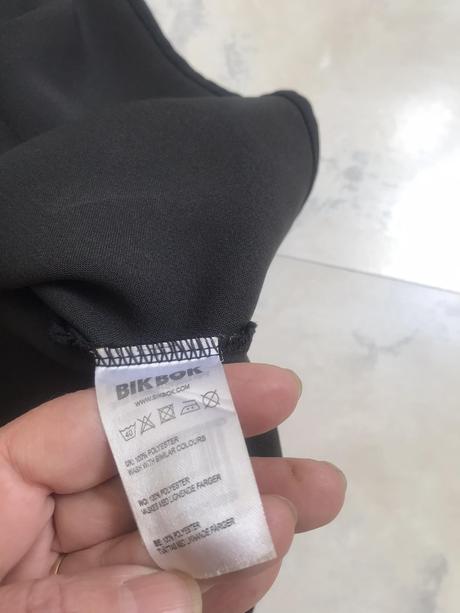 Zaujímavý top/blúzka bik bok, s