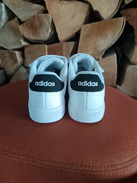 Adidas tenisky, adidas,35