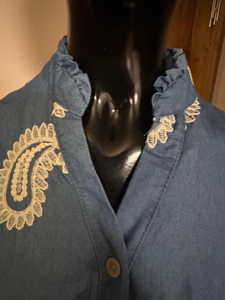 Letné šaty so vzorom a opaskom, l / m