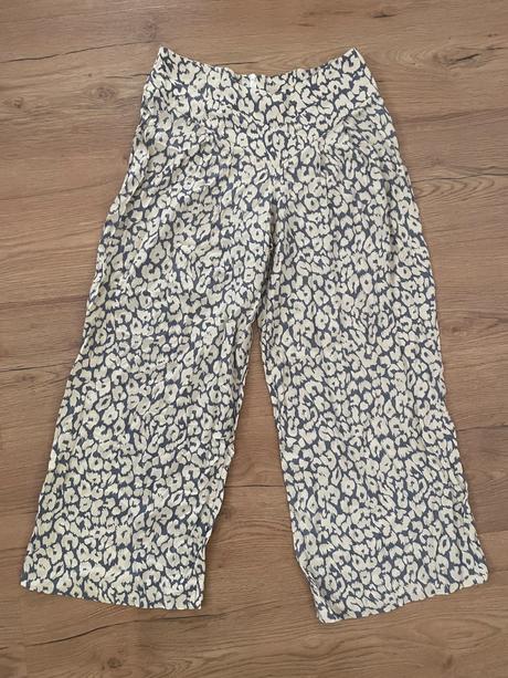 Letne nohavice siroke, atmosphere,38