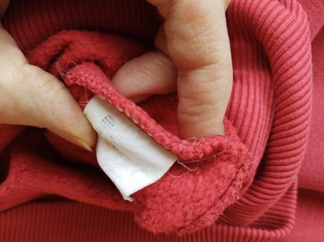 Červená mikina s vreckami, m