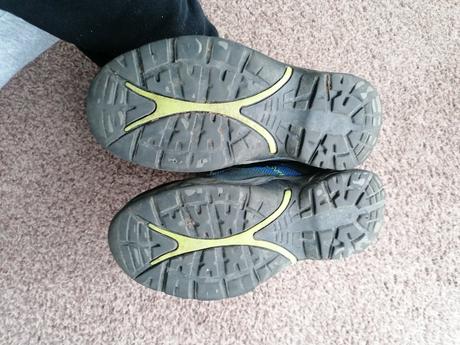 Turistické topánky/tenisky vysoké, 32