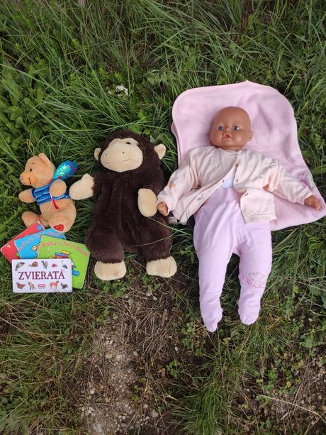 Ruzova deka, babika, ruksacik,