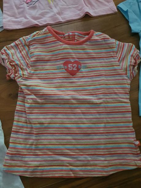 Tričká krátky rukáv letné veci 92 kus 0.5 cent, 86–98