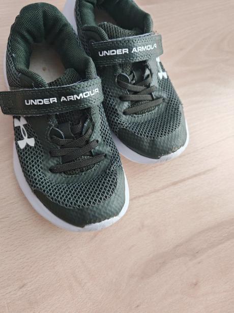 Lahke tenisky under amor vd 17,5-18 cm max, under armour,28