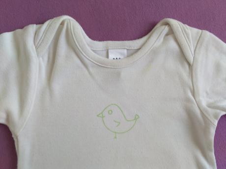 2 x body s krátkym rukávom s vtáčikom a sloníkom, c&a,74