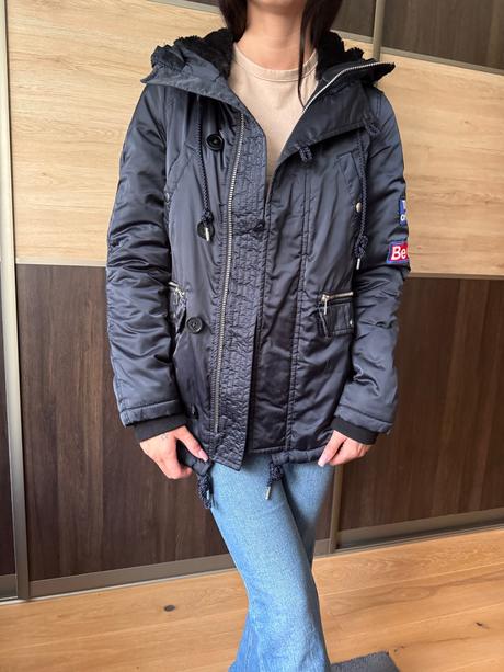 Vetrovka, bershka,xs