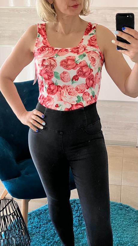 Dámske kvetované tielko, m / s