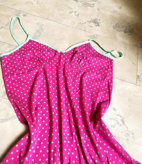 Nočná košielka, l