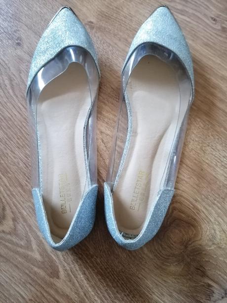 Strieborne baleriny, 39