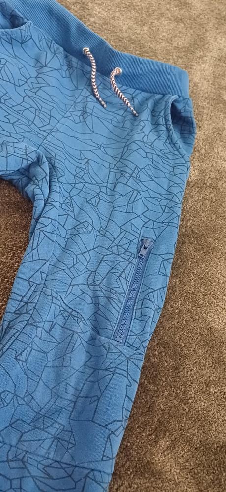 Teplaky v.128/134, 128