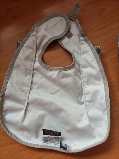 Podbradník a klobúk elodie, elodie details