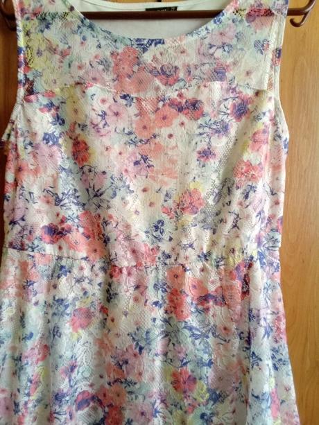 Kvetované šaty, bonprix,40