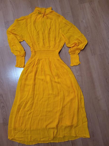 Dlhé šaty & other stories, s