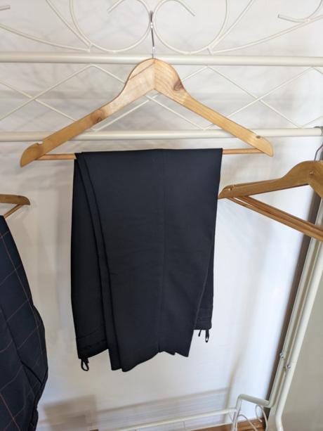 Elegantné cigaretové nohavice, l