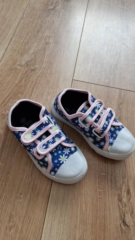 Plátenky tenisky veľ. 29., 29