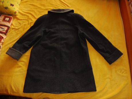 Kabát na zimu zn. vzorodev žilina, 48