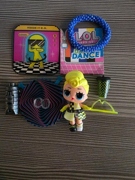 Lol surprise dance dance dance - m.c.pose, 