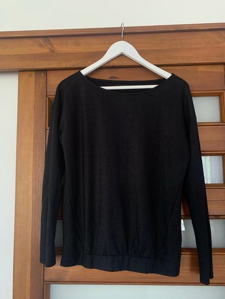 Čierne tričko, reserved,38