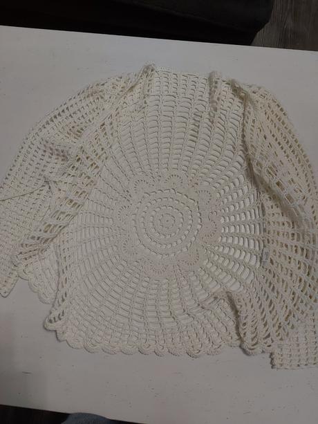 Háčkovaný sveter, xs