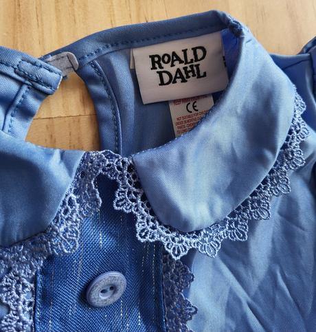 Karnevalové šaty roald dahl na 3-4 roky, 