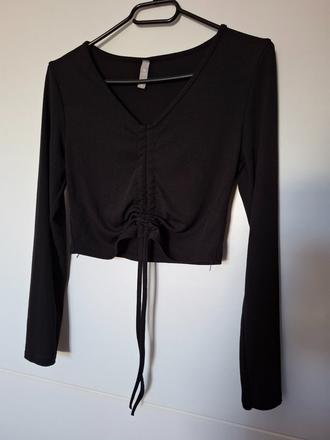 Rebrovaný krátky top s viazaním, 