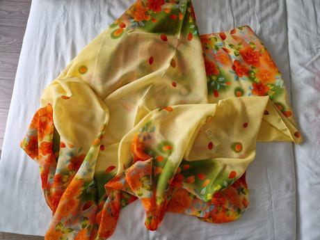 25ša_velka kvetinova satka na krk,