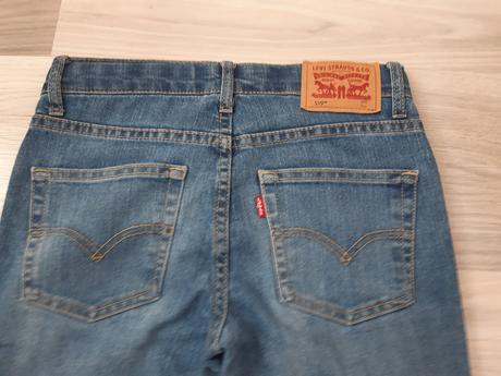 Levisky, levis,152