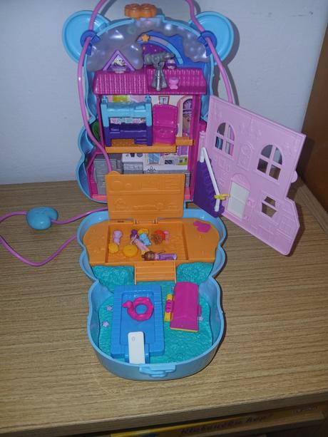 Polly pocket - domcek so zahradou, 