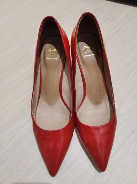 Kožené lodičky, baťa,41