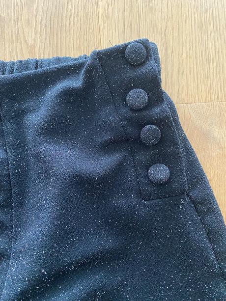 Cierne siroke nohavice, zara,134